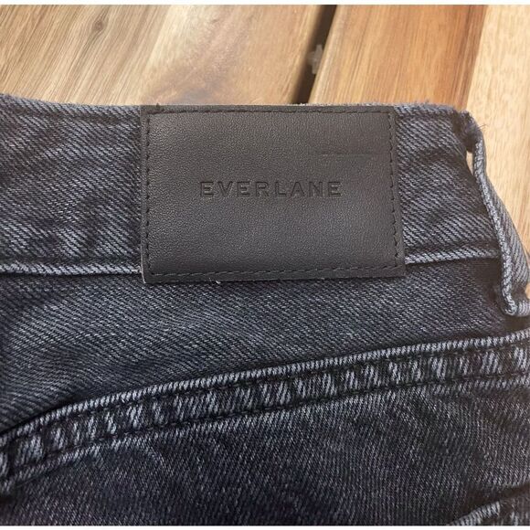 Everlane The ’90s Cheeky® Straight Jean - Picture 5 of 7